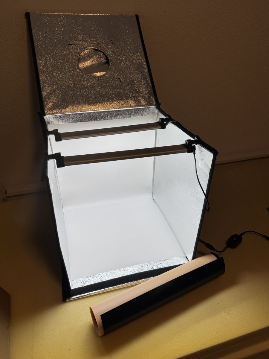 Laboratoire & Chambre noire: Studio photo portable avec éclairage LED – D'occasion à Biel/Bienne par Lor_jxl2