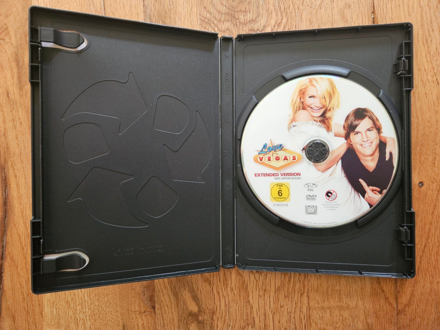 Tutti i DVDs: Love Vegas – Usato da St.Gallen venduto da Capsule_Corporation 2