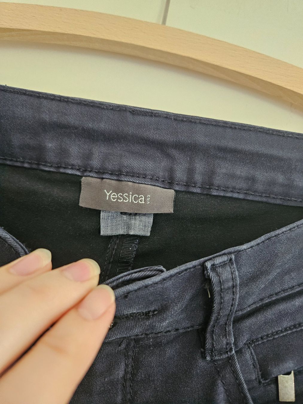 C&A Pantalons: Tolle Yessica Hose Gr.34 – D'occasion à Schaffhausen par sabrina915 4