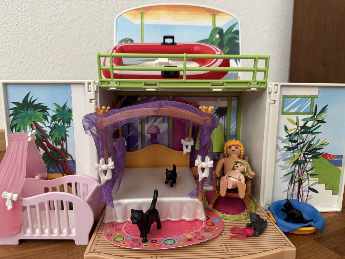 Playmobil Jouets: Playmobil Strandhaus mit Strand – D'occasion à Neudorf par bes_ccy2
