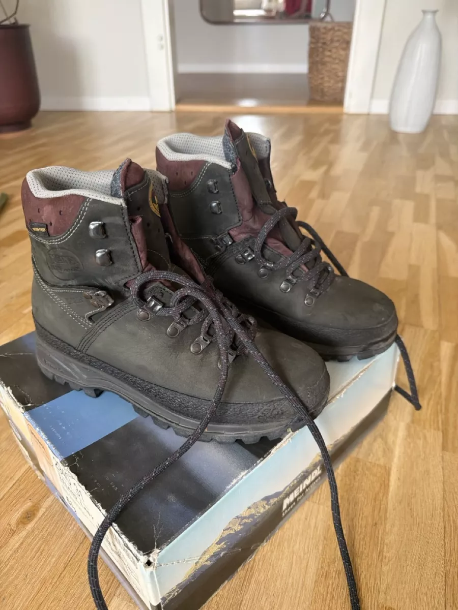 Meindl Scarpe da donna: Meindl Wanderschuh – Usato da Zürich venduto da kha_x5qh