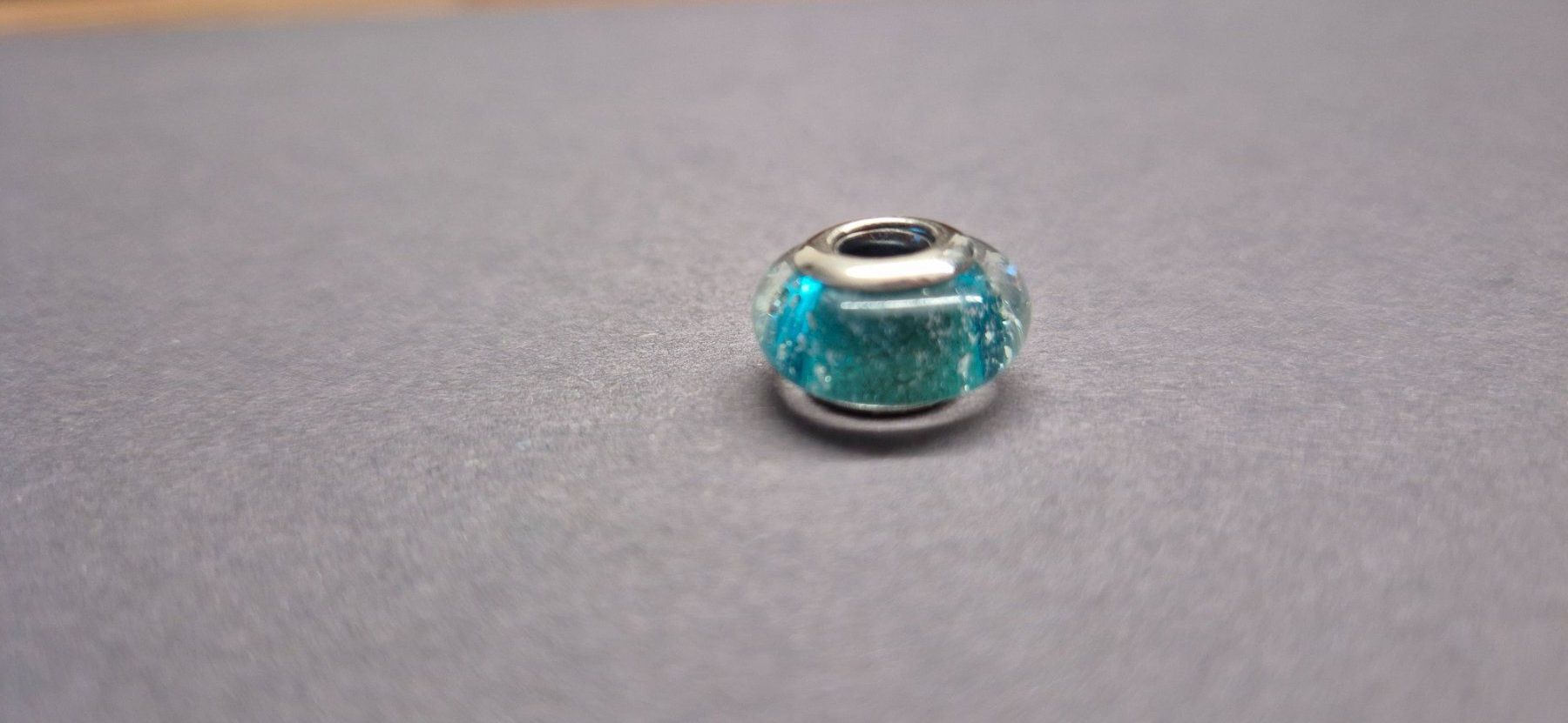Anhänger: Silber Charm Kugel hellblau/türkis +Garantie – Neu (gemäss Beschreibung) aus Rotkreuz von Carbone_Bijou-Shop 2