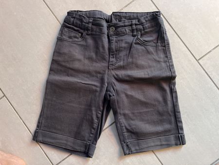 Schwarze Shorts für den Sommer, Top Zustand, Grösse 38