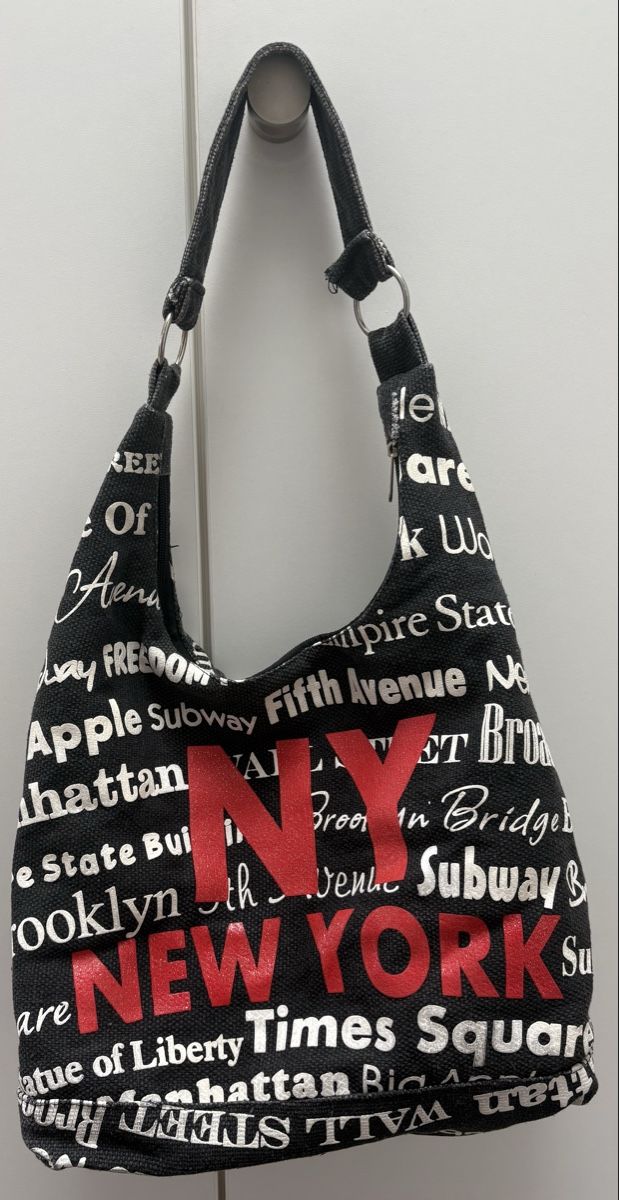 Borse: Coole New York Tasche – Usato da Hünenberg See venduto da spartakus02