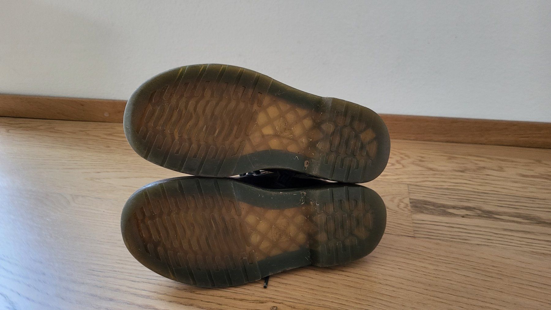 Dr. Martens Scarpe da uomo: Dr. Martens Kinderstiefel Grösse 34 – Usato da Affoltern am Albis venduto da knzmm 2