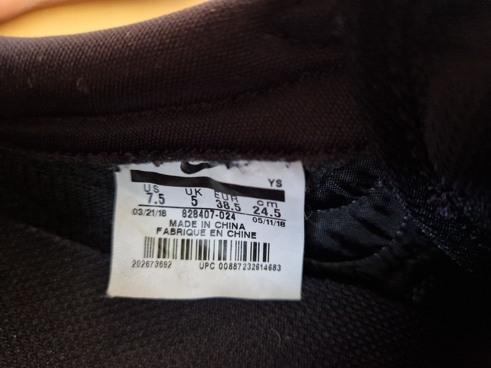 Nike Scarpe da uomo: Nike Internationalist, 38.5 – Usato da Zürich venduto da Missy33 3