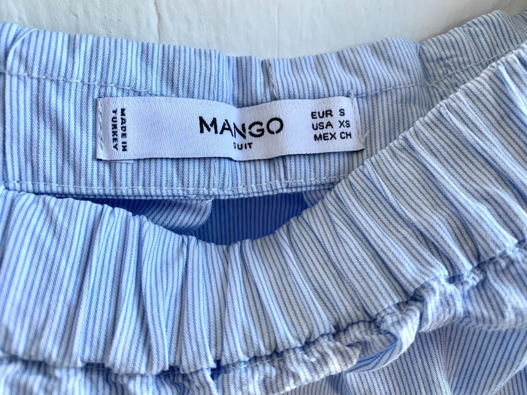 Mango Blusen: Oberteil mit Carmenkragen von Mango – Gebraucht aus Bern von Fraeuleinhonig 1