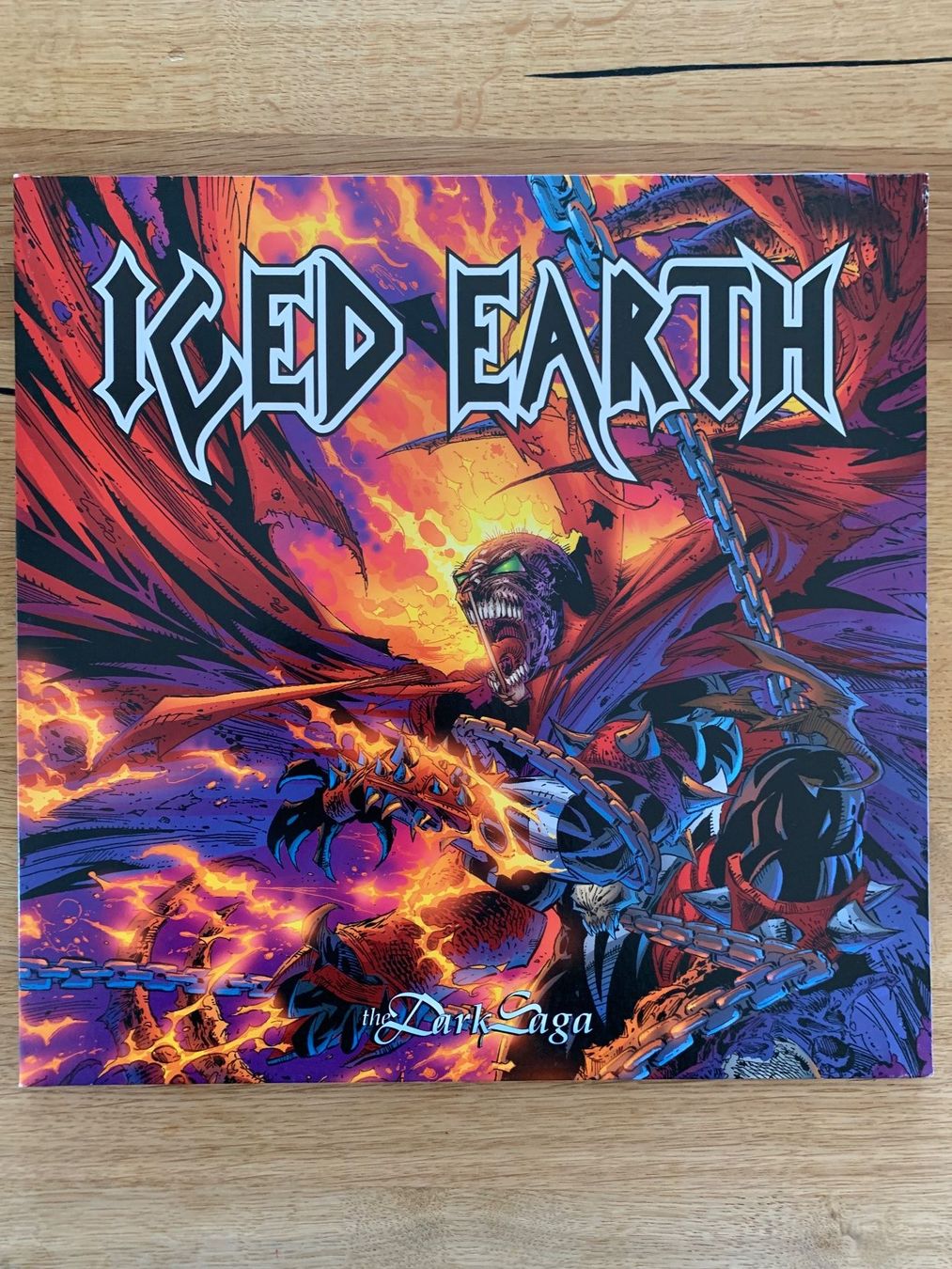 Dischi in vinile: Iced Earth - The Dark Saga – Usato da Balzers venduto da Amontelm