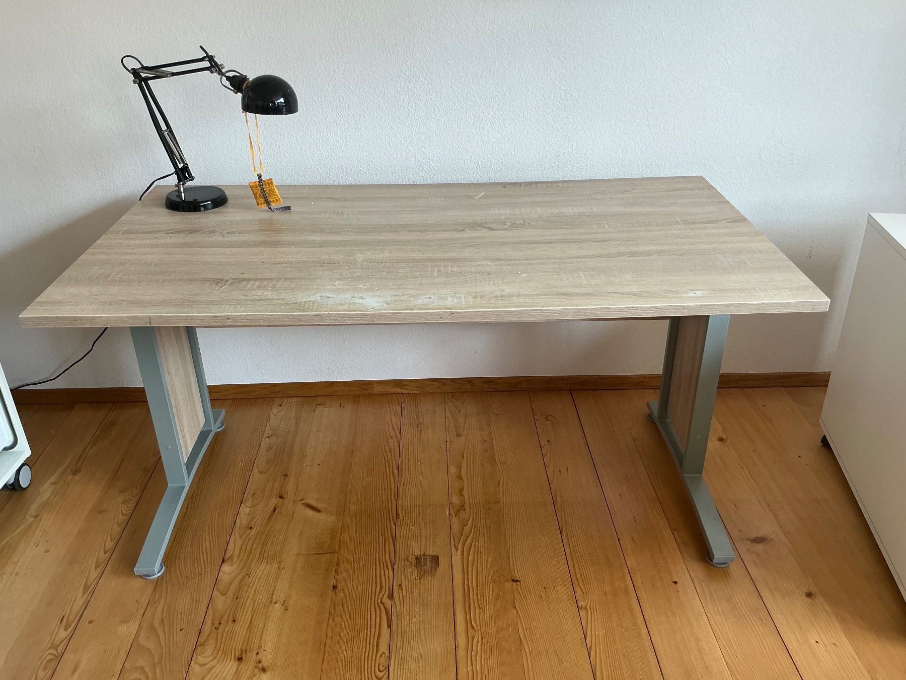 Conforama Schreibtische: Gratis – Gebraucht aus Winterthur von vic_59hq