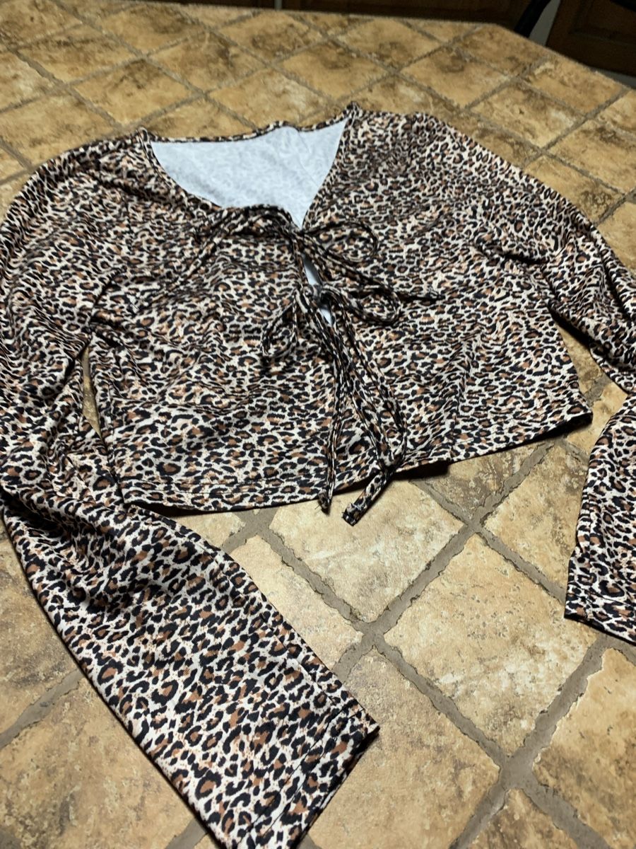 Giacche: Chic Cardigan con laccetti- cotone leopardato-1 size – Nuovo (secondo la descrizione) da Gordevio venduto da LanaZimm 1