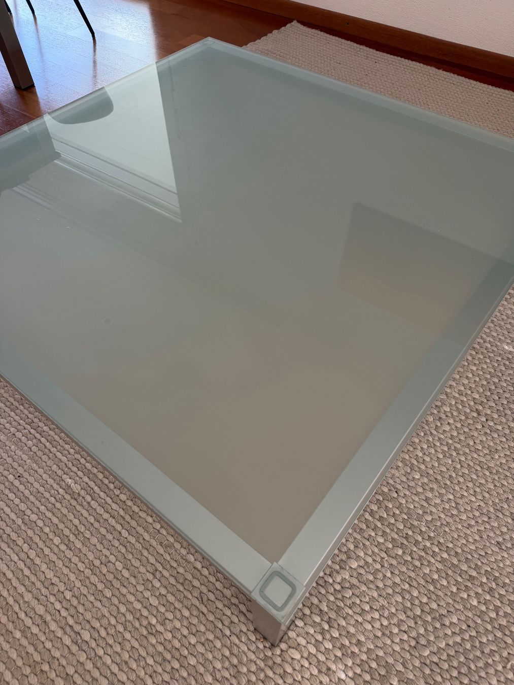Tavoli: Moderner Couchtisch Glas/Metall rechteckig – Usato da Balgach venduto da sambu03 3