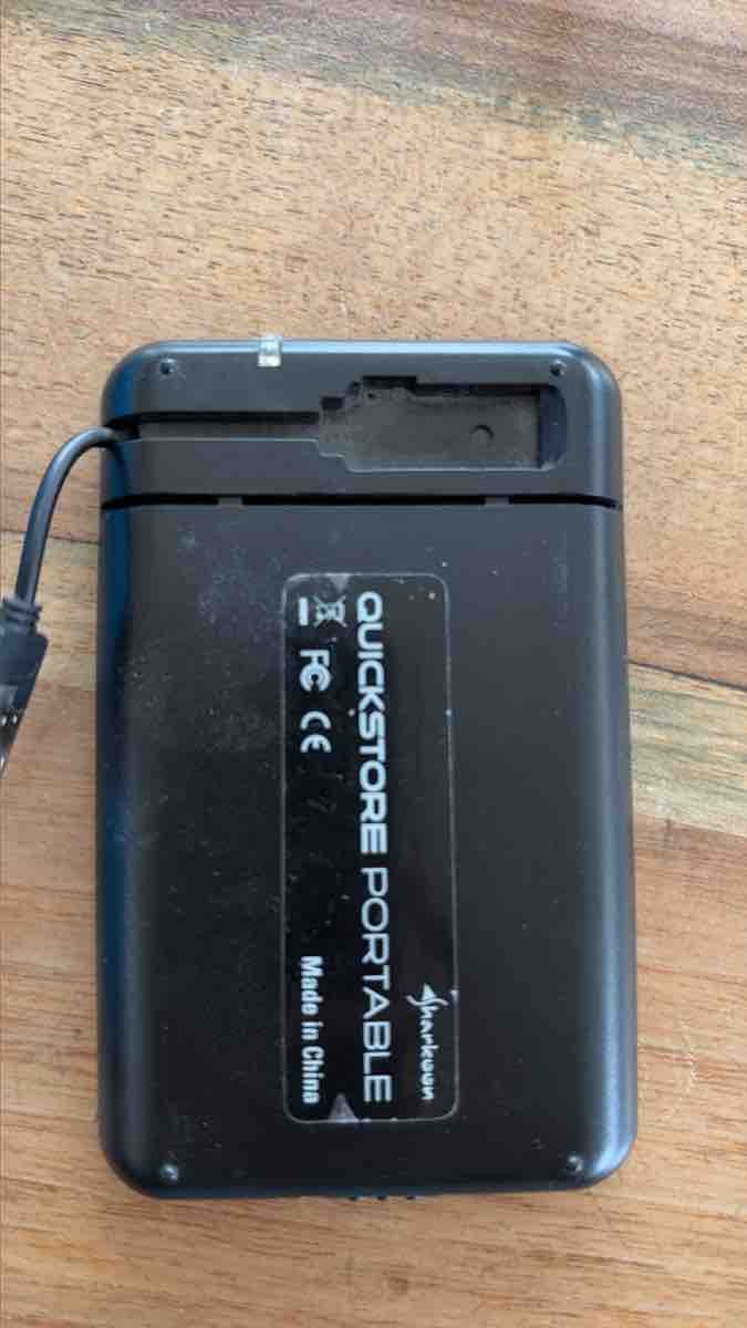 Harddisks: Sharkoon QuickStore Portable Gehäuse gebraucht – Gebraucht aus Seuzach von cubna 1