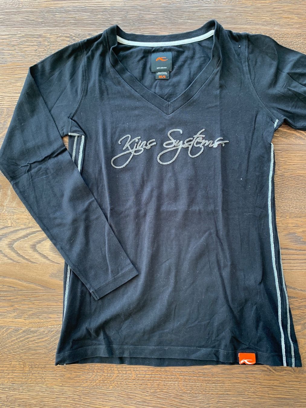 T-Shirts: KJUS Sweatshirt, Grösse 36 – Gebraucht aus Lauerz von MUR36