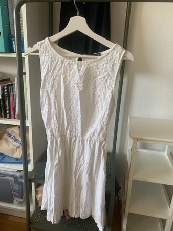 Sommerliches Kleid von Atmosphere, Grösse 40, Weiss!