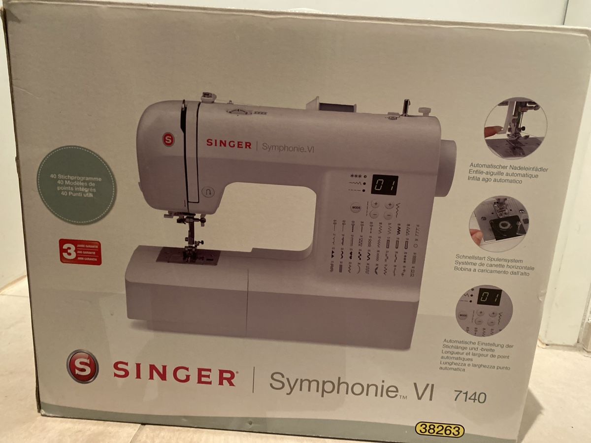 Singer Macchine da cucire: Singer Nähmaschine  – Usato da Masein venduto da ladouce01