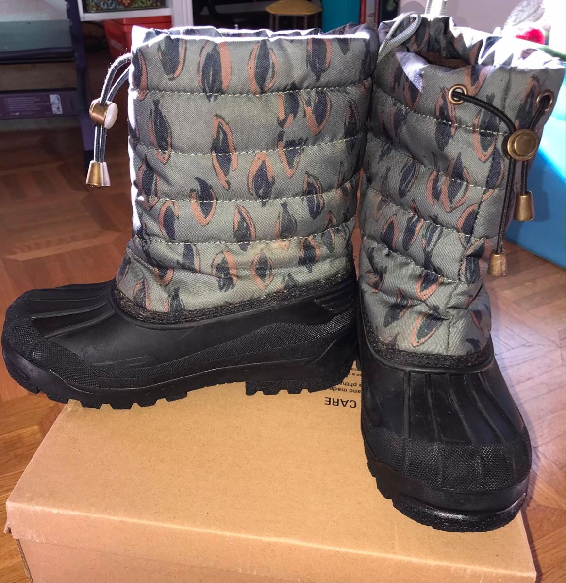 Scarpe per ragazzi: Kinderstiefel Mikk-line Grösse 34 – Usato da Oberwil BL venduto da Gutundsuperklein16 1