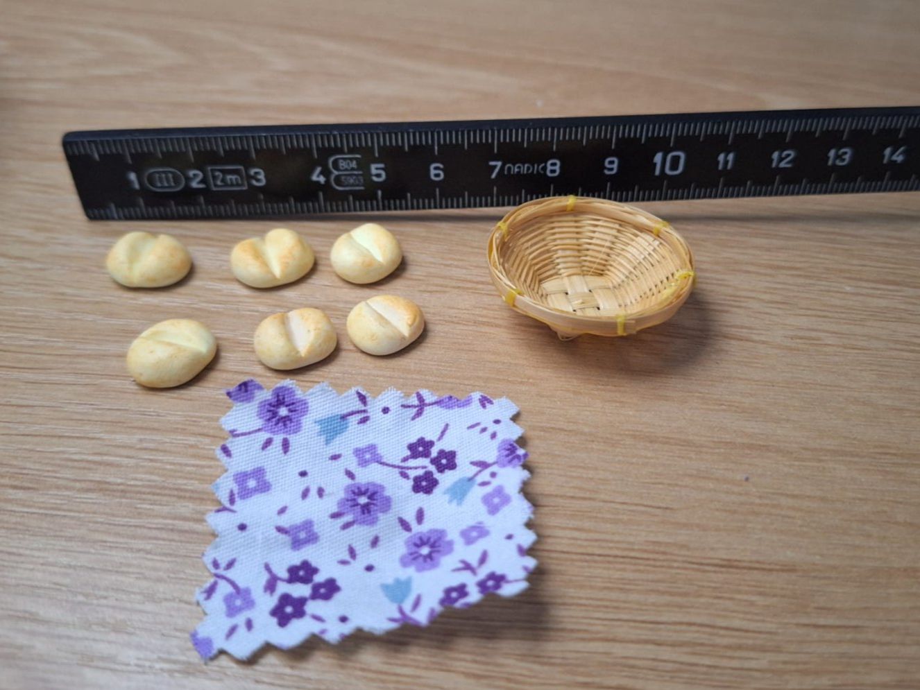 Puppenhäuser & -möbel: Handmade Weggli im Korb – Neu (gemäss Beschreibung) aus Zürich von HandmadeTinyFood 1