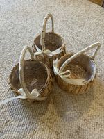 3 Blumenkörbe geflochten mit Satinband