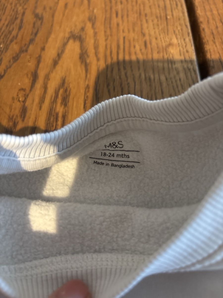 Lotti & Set di vestiti: M&S Baby Pullover Set, Gr18-24 (86/92) – Usato da Liestal venduto da Efri33 1