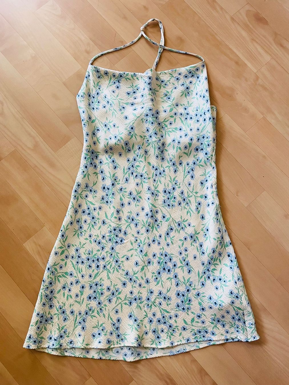 Zara Vestiti: Zara Sommerliches Satinkleid XS/34 – Usato da Zürich venduto da Angela_Fashion_Lover 6