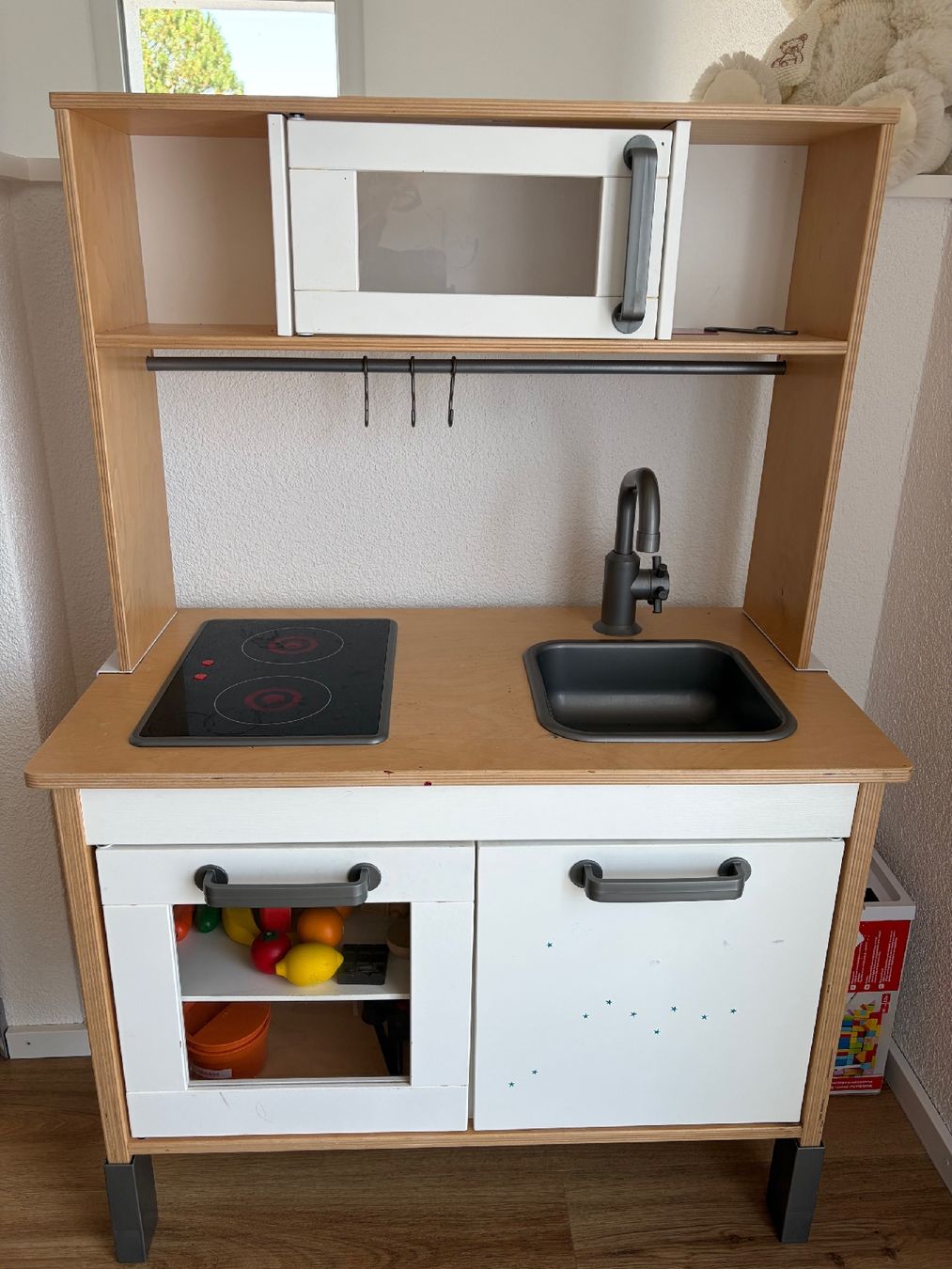 Ikea Giocattoli: Kinderküche Ikea guter Zustand – Usato da Aeschi (SO) venduto da clementinli
