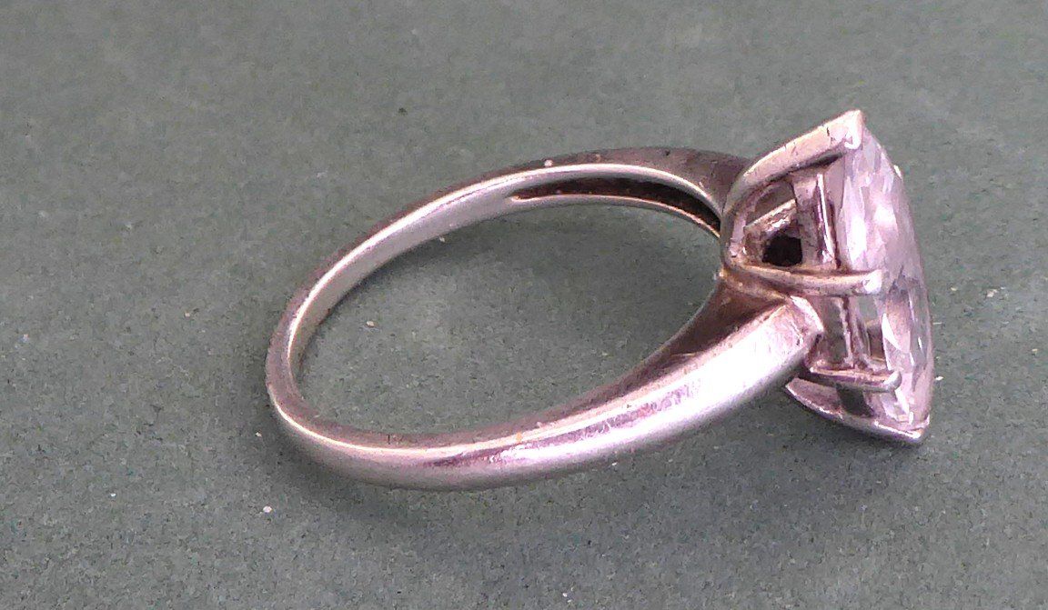 Anelli: Ring 925 Silber mit synthetischem Stein – Usato da Muri AG venduto da Lineli2020 4