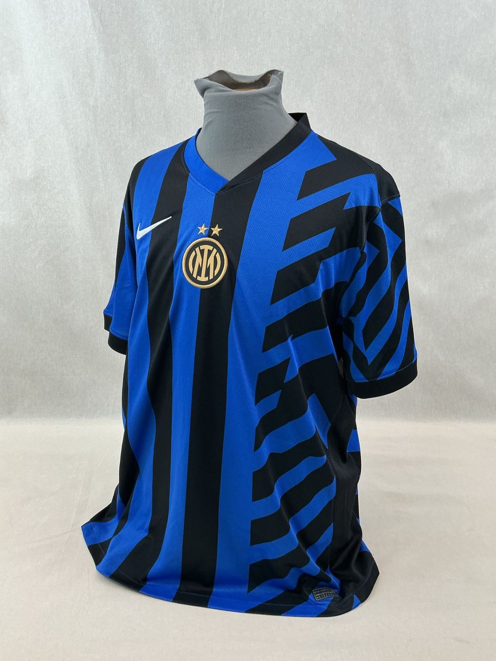 Football Club Internazionale Milano Leibchen & Hosen: NIKE Inter Milano Trikot Grösse XL – Gebraucht aus Richterswil von Restwert_Richterswil