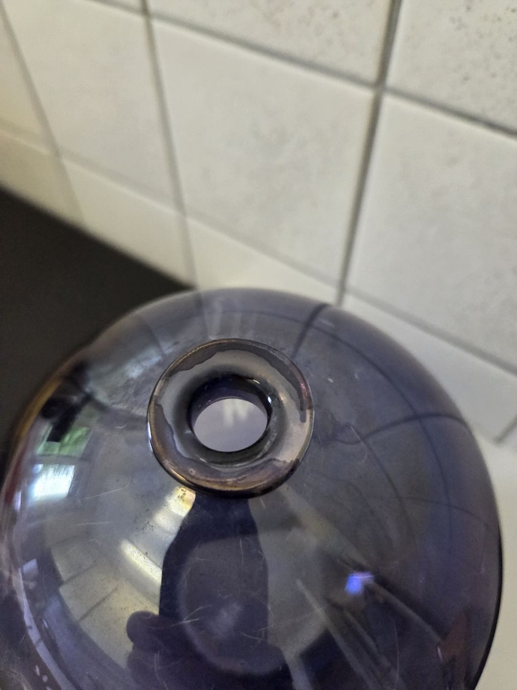 Murano Vasi & Recipienti: Violette Murano Glasvase, signiert – Usato da Dietikon venduto da Allegra34 1