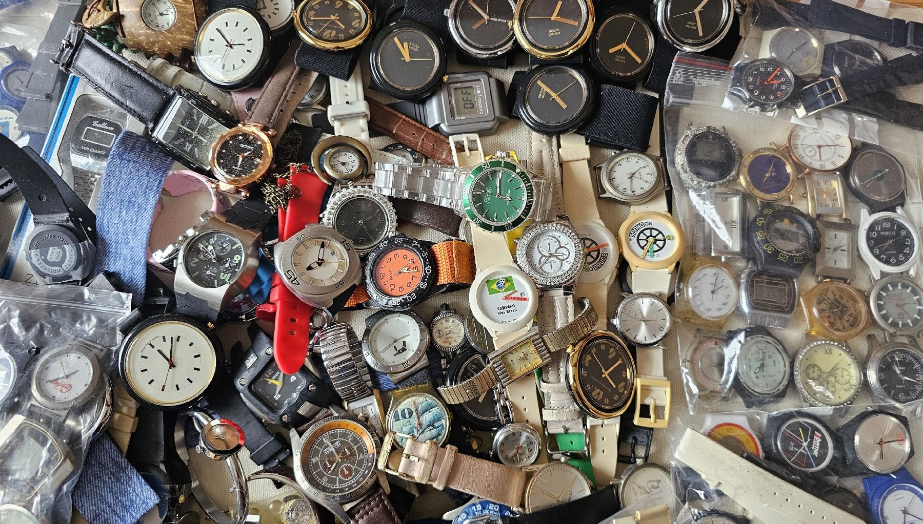 Orologi: Unkontrolierte Uhren Lot  – Difettoso da Speicher venduto da Lemore 1