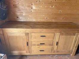 Massives Sideboard aus Holz