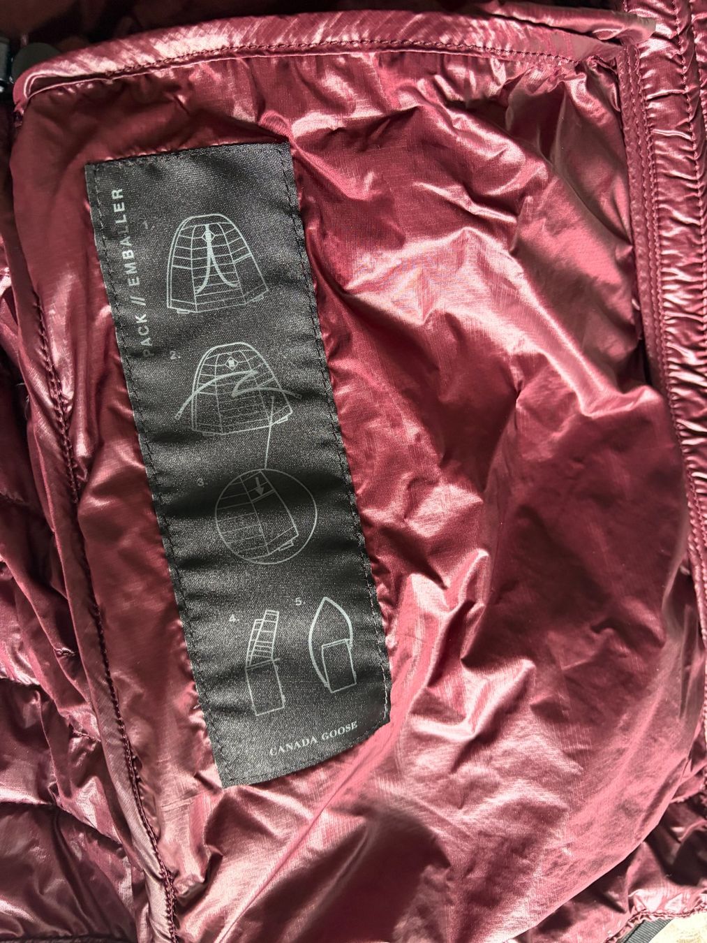 Canada Goose Jacken: Canada Goose Cypress Jacket Black Label /Gr. L /Garnet Stone – Neu (gemäss Beschreibung) aus Hämikon von nightfox7 4