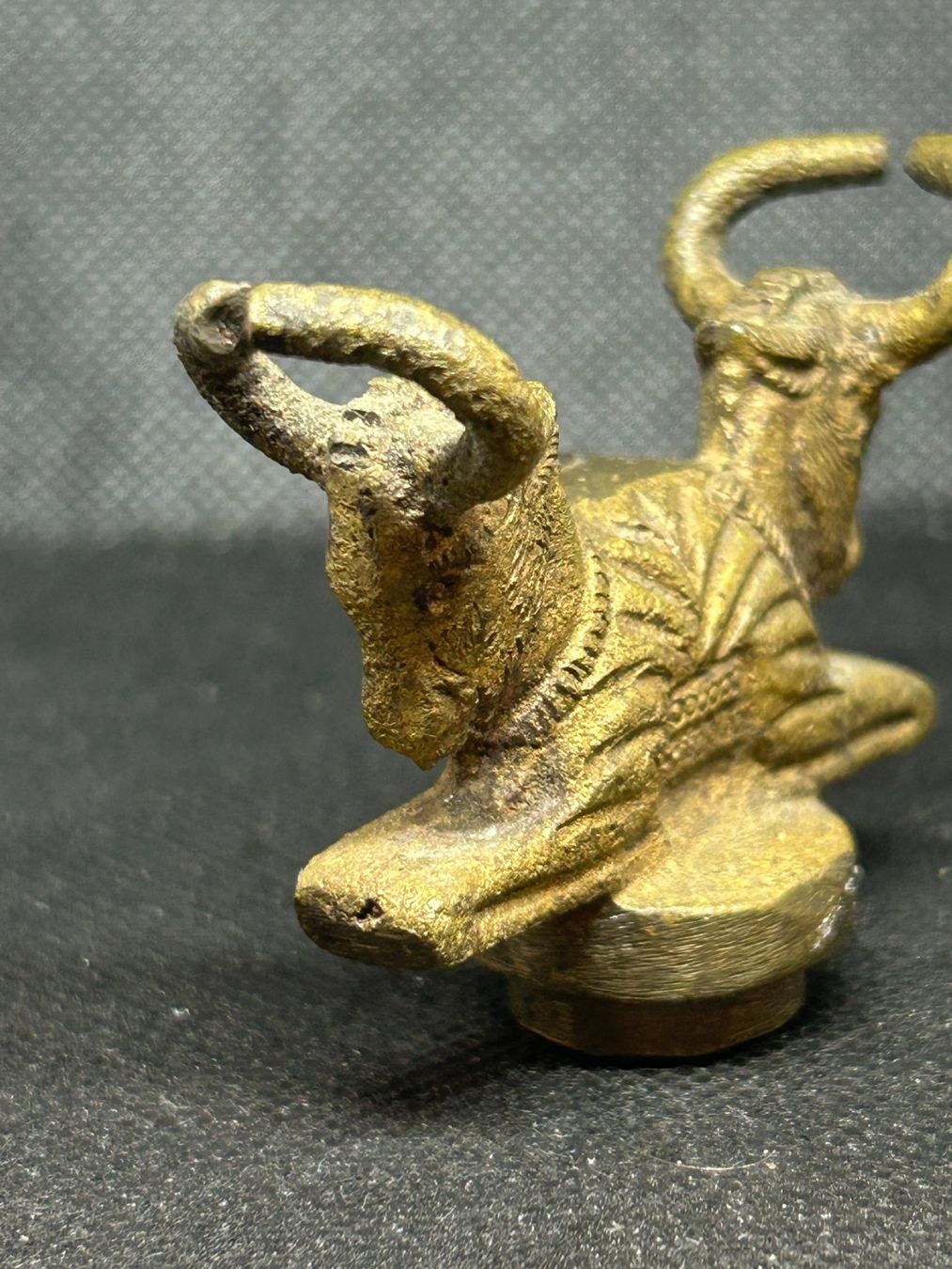 Statuette: Statuette chèvre à deux têtes – Usato da Lausanne venduto da Weber1007 1