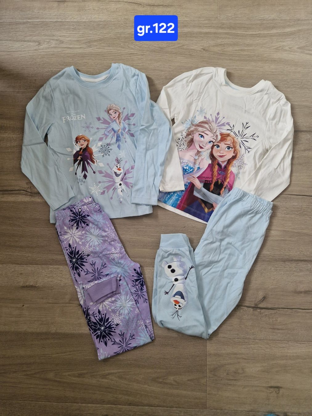 Pigiama & Simili: 2 neue Pyjama 122 – Nuovo (secondo la descrizione) da Balterswil venduto da Little-nemo