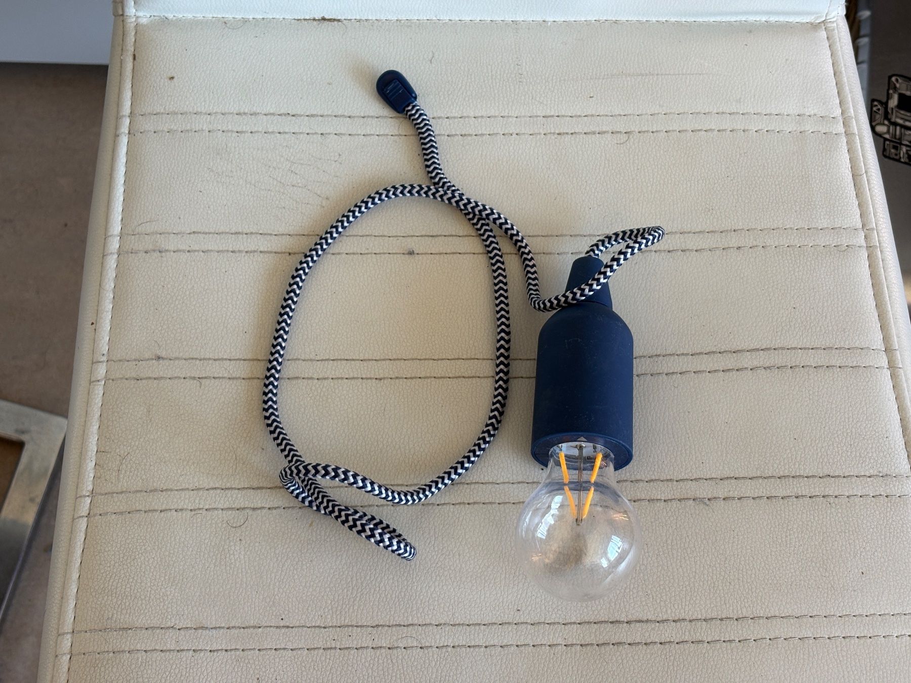 Lampade: Camping-Hängeleuchte LED – Nuovo (secondo la descrizione) da Dietikon venduto da The-Star-Shop