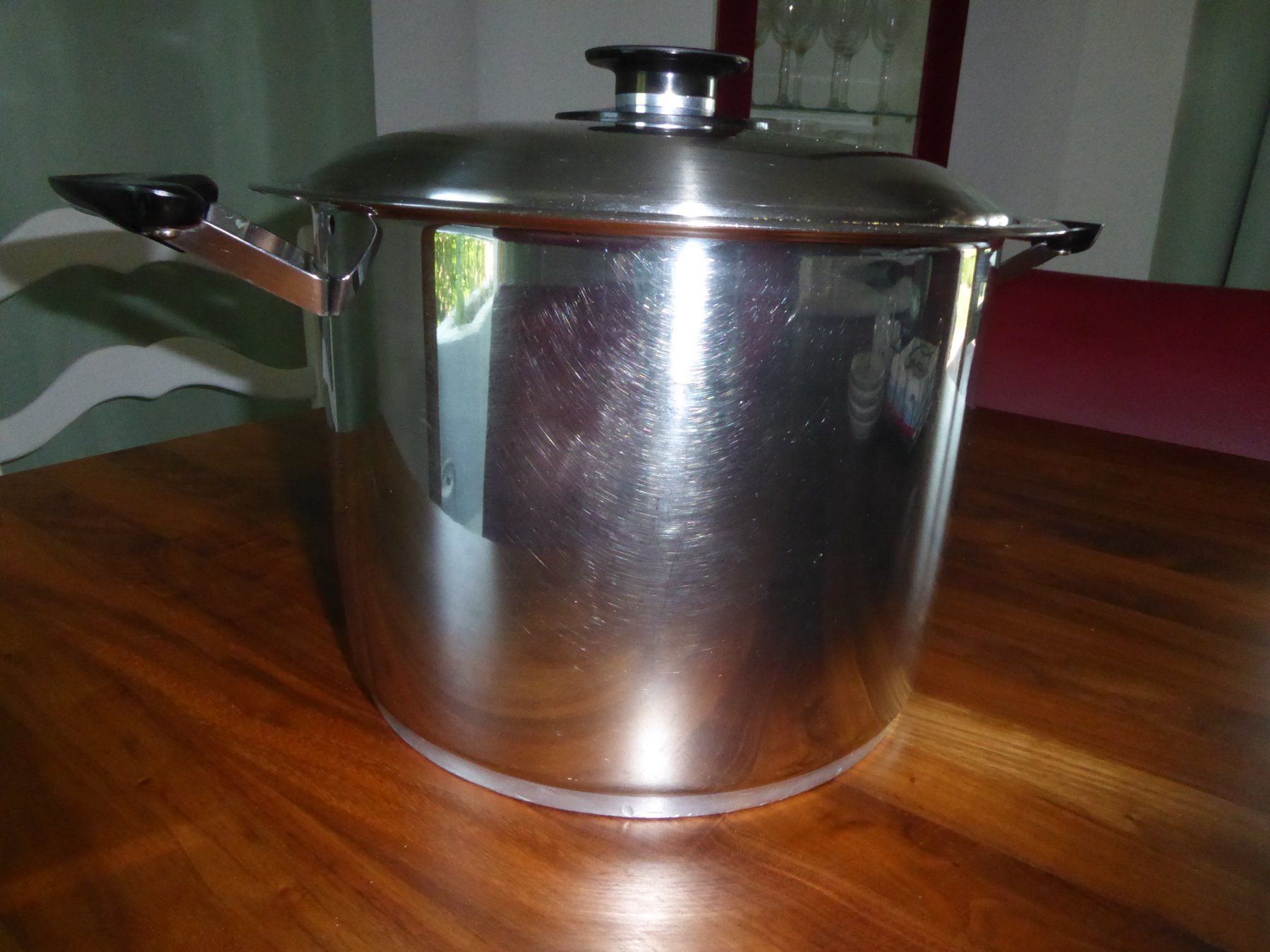 Amc Padelle: grosse AMC Pfanne 7066,  8 Liter Top – Usato da Burgdorf venduto da Zimpu10 6