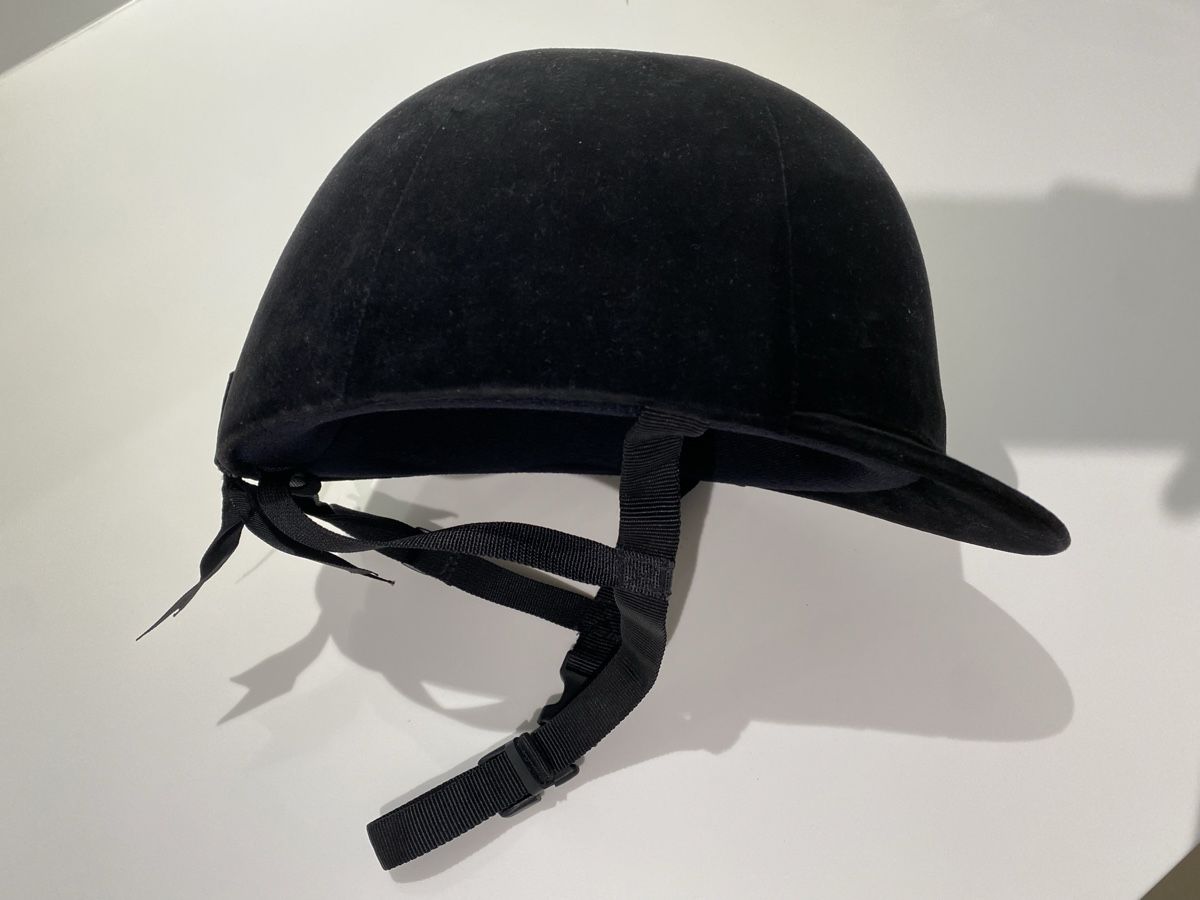 Caschi: Bombe d’équitation 57cm – Nuovo (secondo la descrizione) da Crans VD venduto da jas_9g82