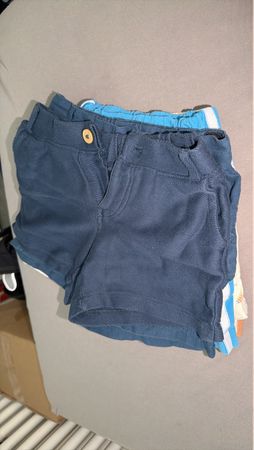 Set von 6 Kinder Shorts verschiedene Farben gebraucht