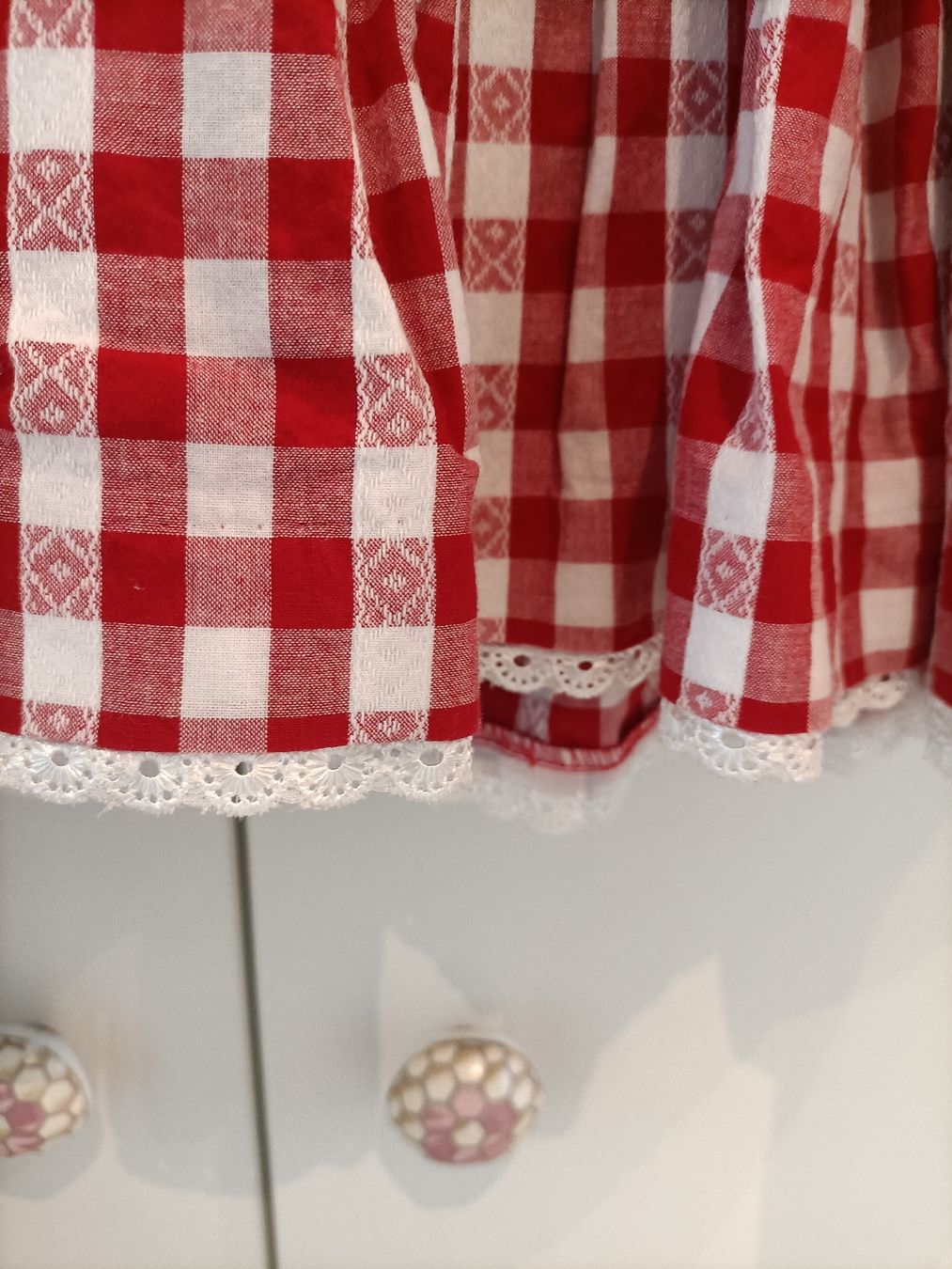 Costumi: Dirndl Krüger Madl mit Bluse Grösse 36 – Usato da Egnach venduto da TTLL 5