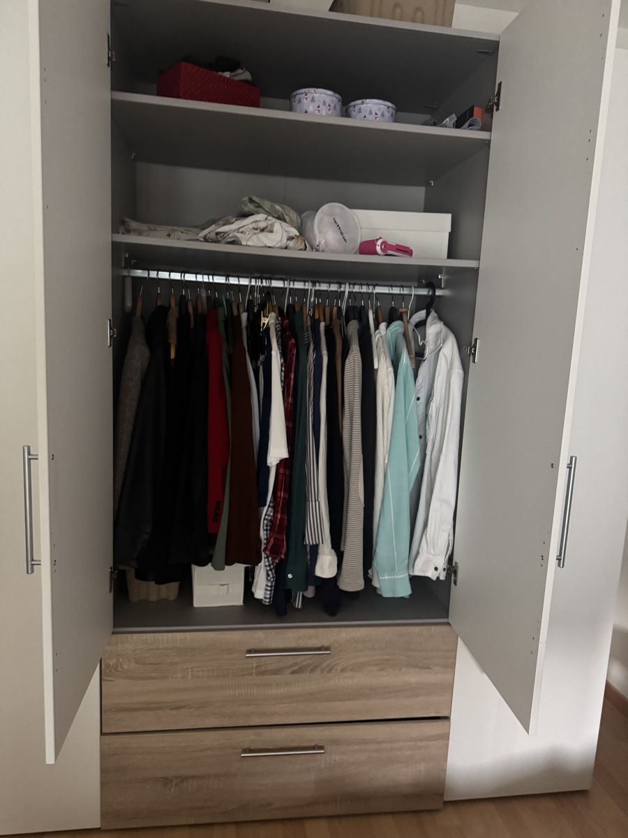 Pfister Guardaroba: Kleiderschrank Pfister – gratis – Usato da Zürich venduto da chi_5zwz 3