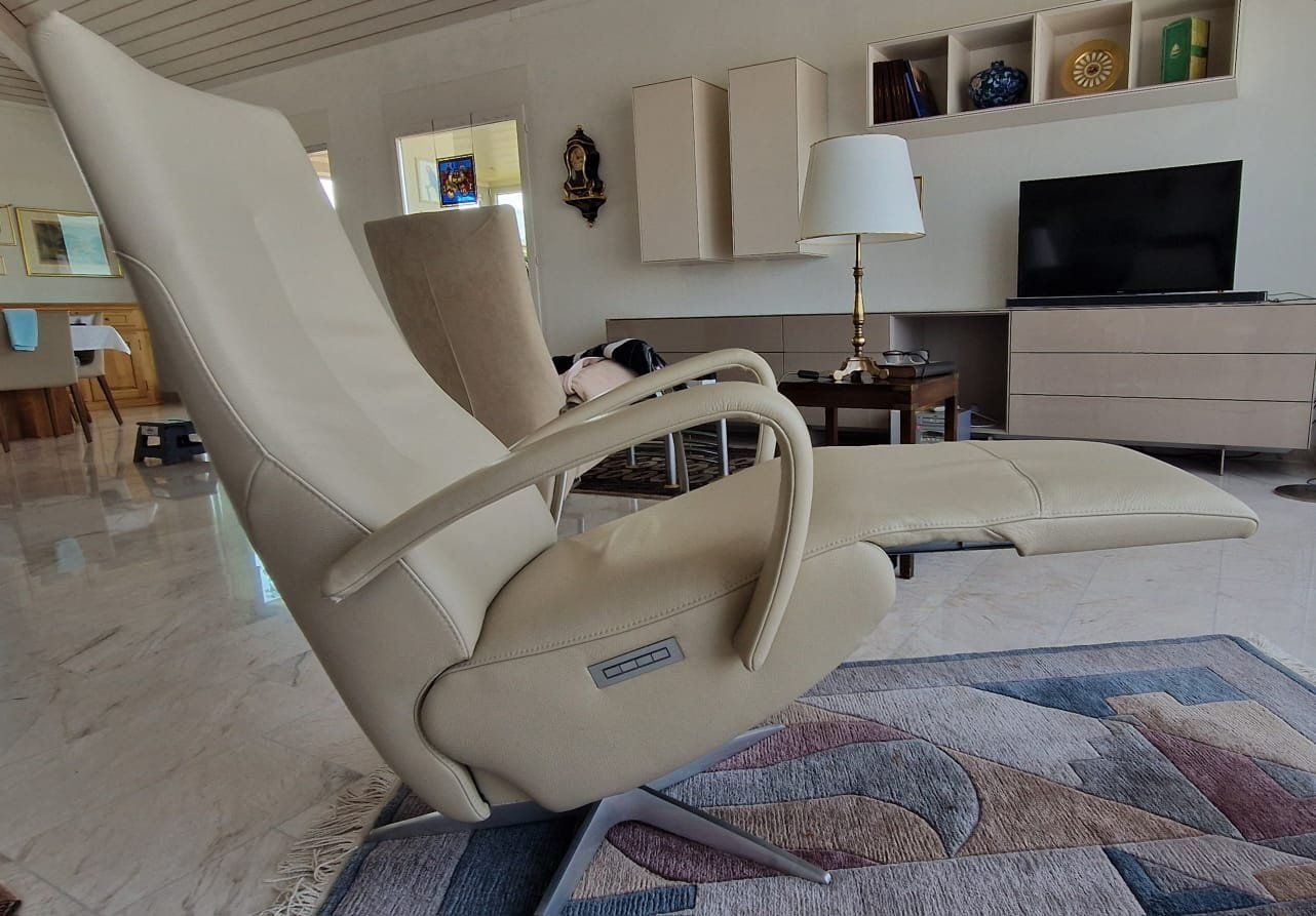 Poltrone: Relax-Sessel, Leder, elektrisch verstellbar – Usato da Vaduz venduto da Happy48 3