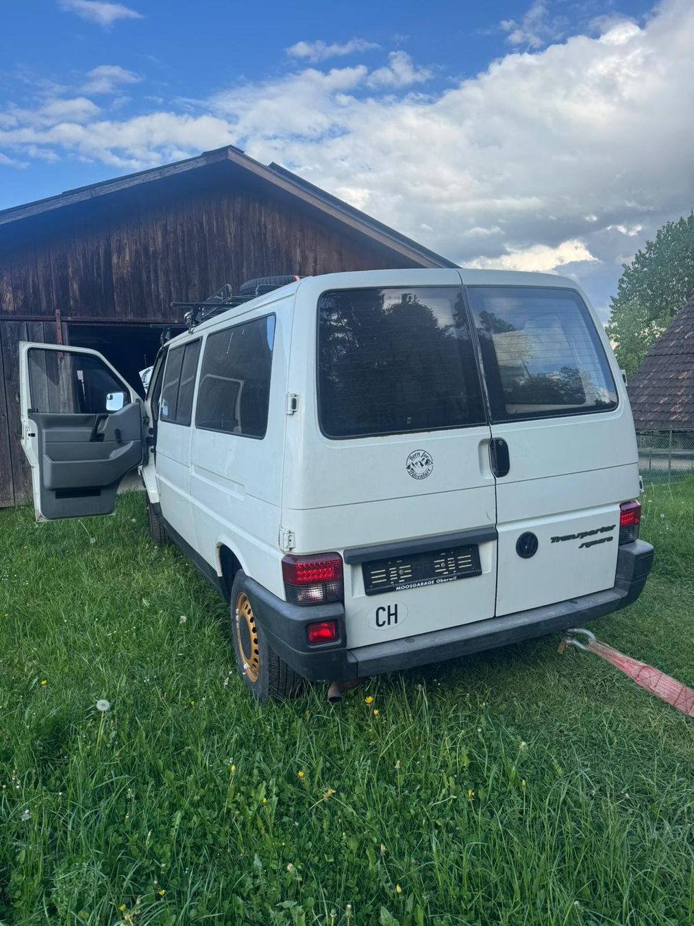 VW Automobili: VW T4 Syncro – Usato da Lützelflüh-Goldbach venduto da AlainBu 2