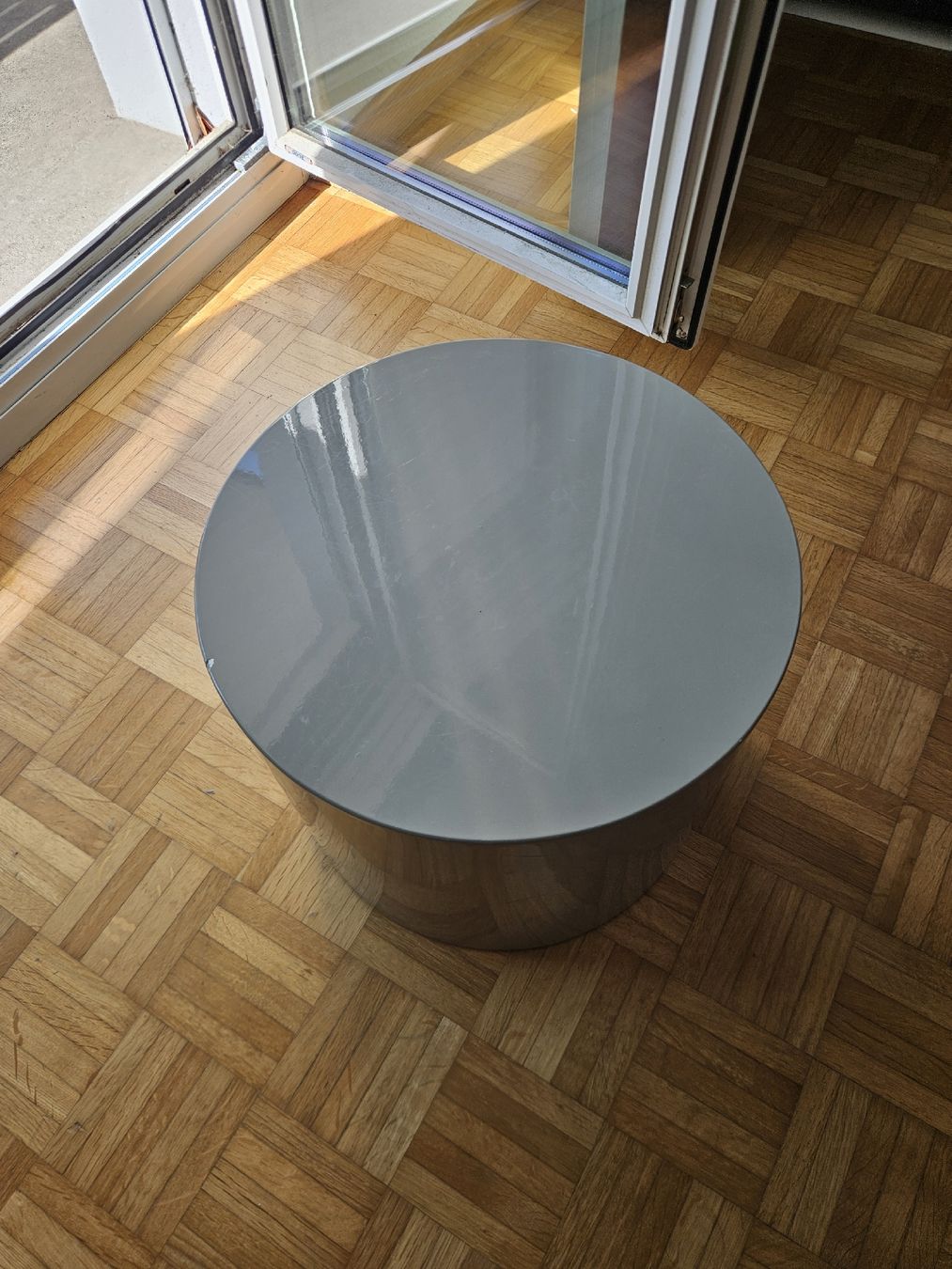 Tavoli: Small Table – Usato da Zürich venduto da dyl_9hzh 1