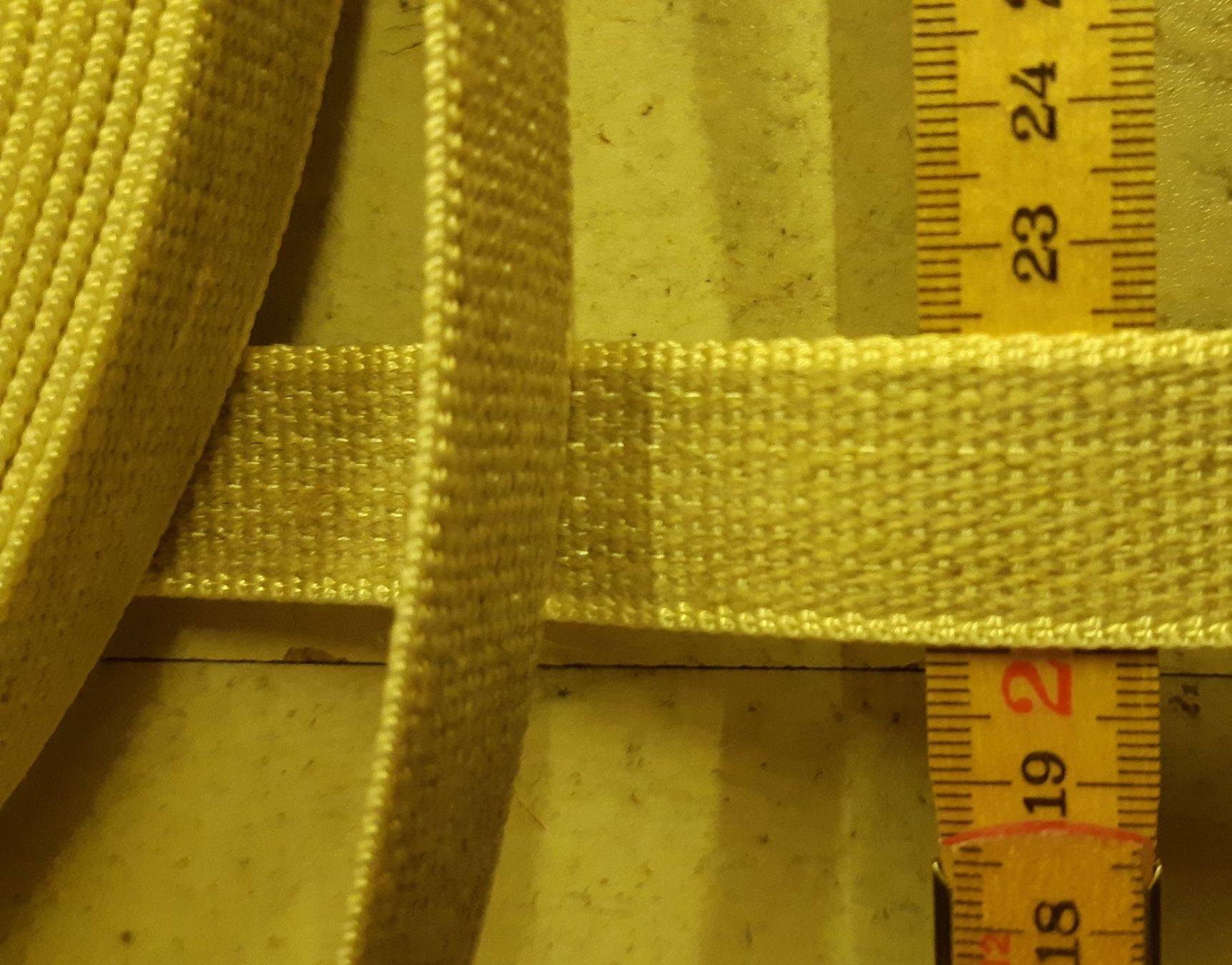 Sonstige Kleidung & Accessoires: Tragriemen / Schulterriemen, Meterware – Neu und originalverpackt aus Trubschachen von MarianneJ01 1