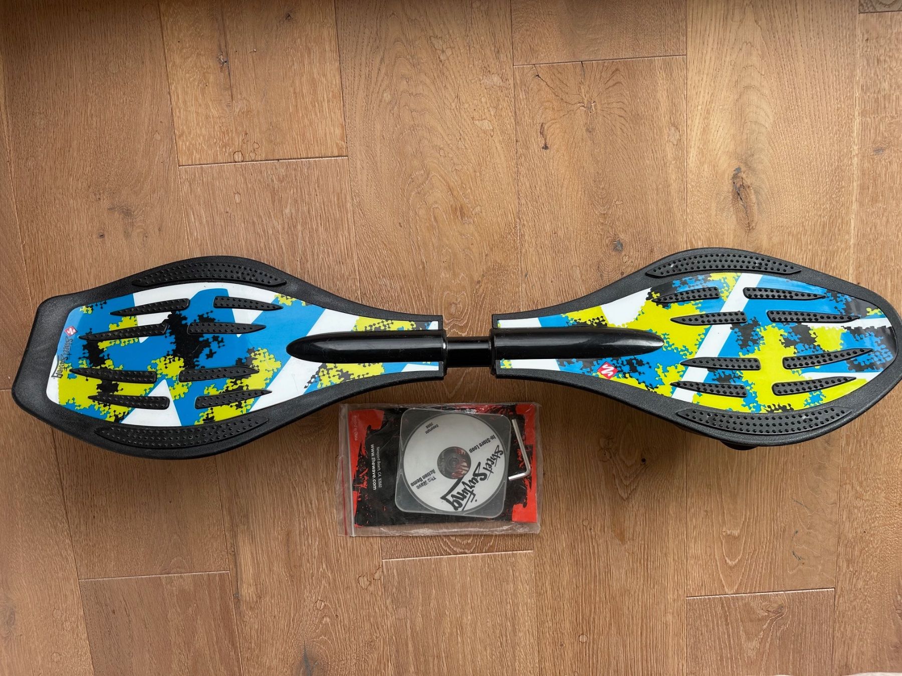 Skateboards: Streetsurfing Waveboard The Wave – D'occasion à Oberägeri par wildflower