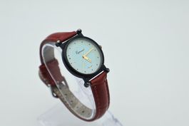 Damen Uhr neues Band (Läuft mit Garantie)