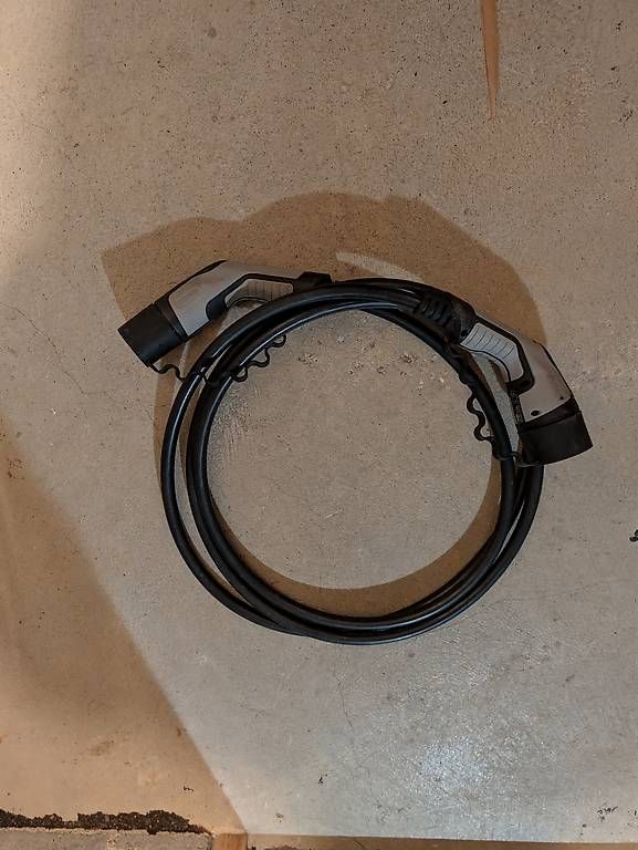 Toutes les pièces auto: Câble recharge type 2 32A – D'occasion à Bevaix par yle_9hb2