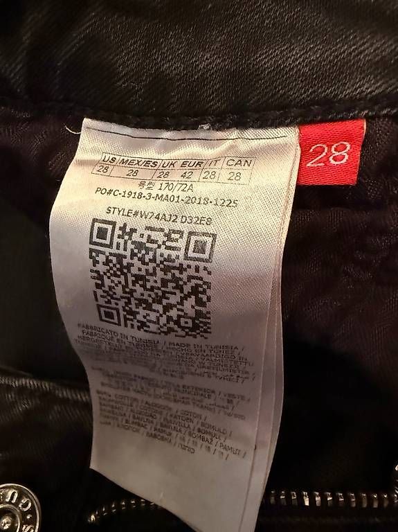 Jeans: Guessjeans Grösse 28 – Gebraucht aus basel von Ystupsi 3