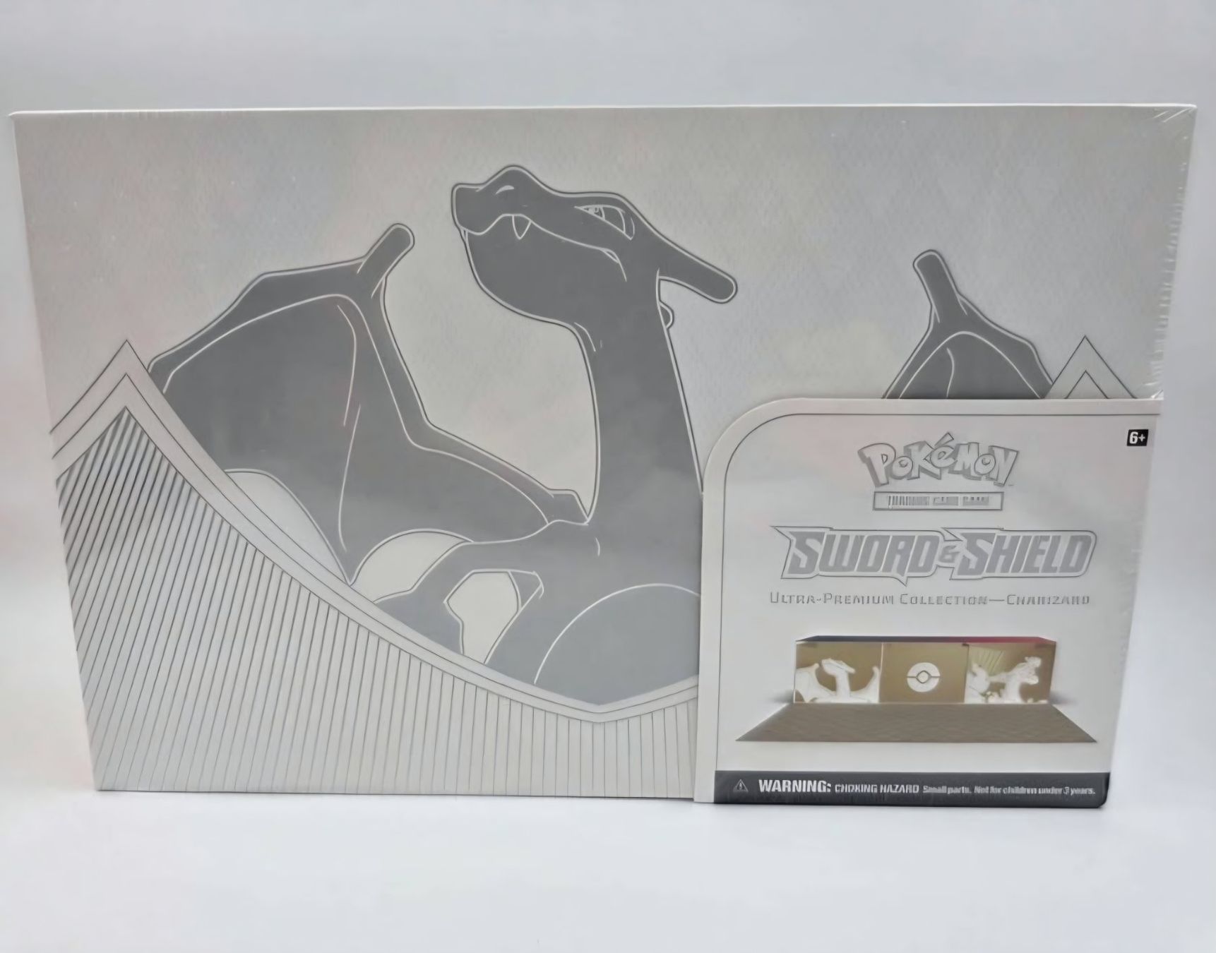Pokémon Cartes à collectionner: Pokémon Charizard Ultra Premium Collection – Neuf avec emballage d'origine à Herisau par ZelliZone