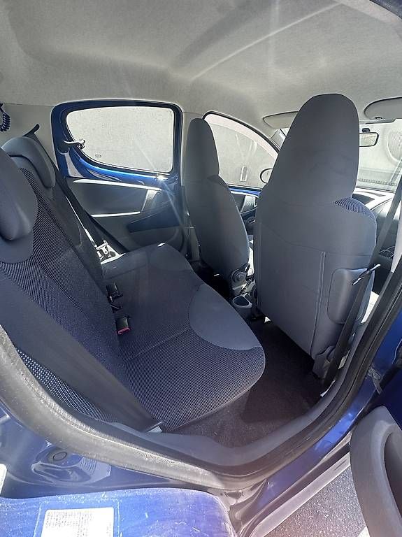 Autos: Peugeot 107 – Gebraucht aus Lausanne von Nancy.M.balsiger 4
