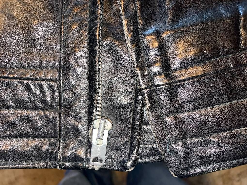 Vestes: Perfecto Schott Bros  – D'occasion à Biel/Bienne par loudmuffles 1
